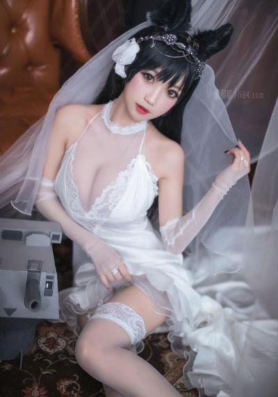 欧美白乳精品一区在线电影_BD国语高清在线观看